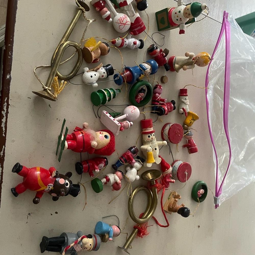 Festive Wooden Christmas Ornaments Set